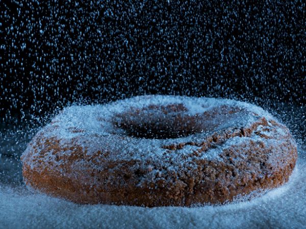 sugar-falling-on-donut-615